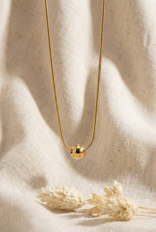 Minimalist Gold Bead Pendant Necklace