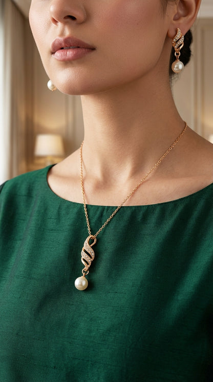 Rose Gold Pearl Jewelry Set – Necklace & Earrings
